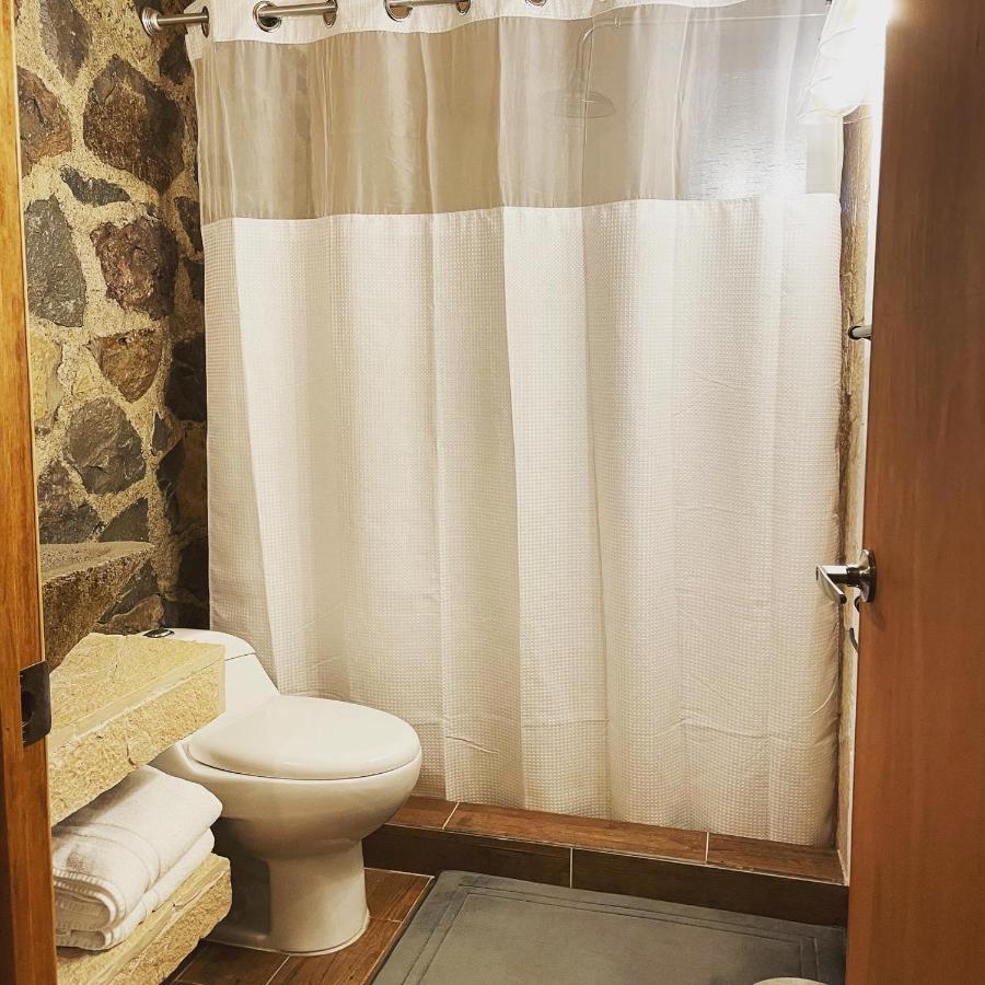 Cabanas Boutique Villasenor Pet And 420 Friendly ウアスカ・デ・オカンポ エクステリア 写真